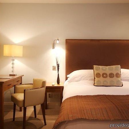 The George Hotel & Monty'S Cheltenham Kamer foto