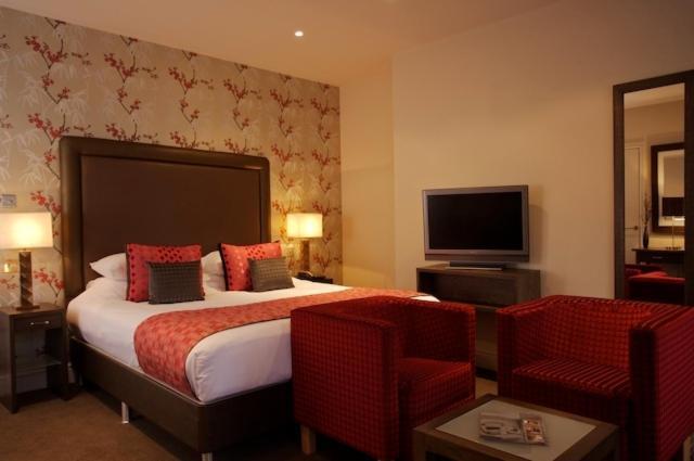 The George Hotel & Monty'S Cheltenham Kamer foto